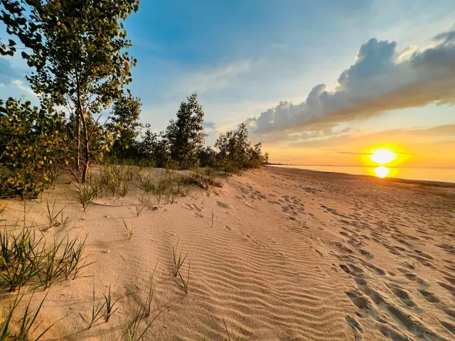 Sunset on Miller Beach, Gary, Indiana, photographed in 2023.